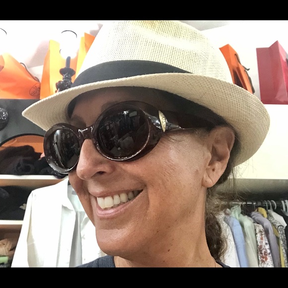 Sunglasses - Picture 4 of 8